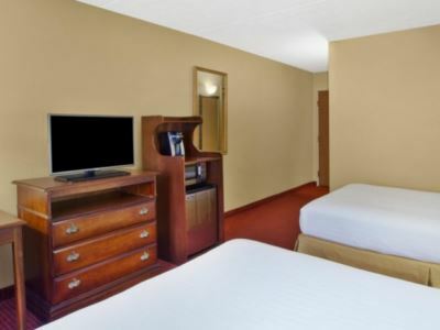 Express Pa Tpk Exit 67 By Ihg Hotel Irwin